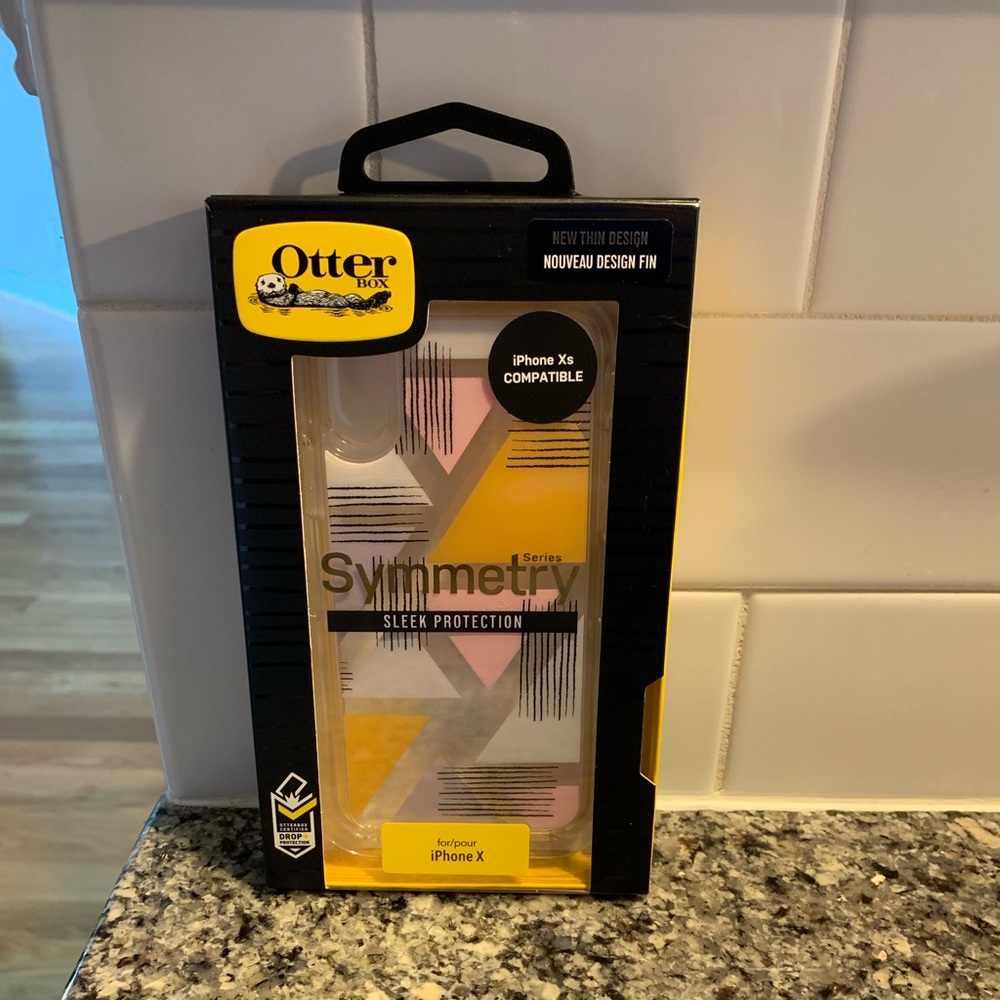 Otterbox symmetry case IPhone X and XS
